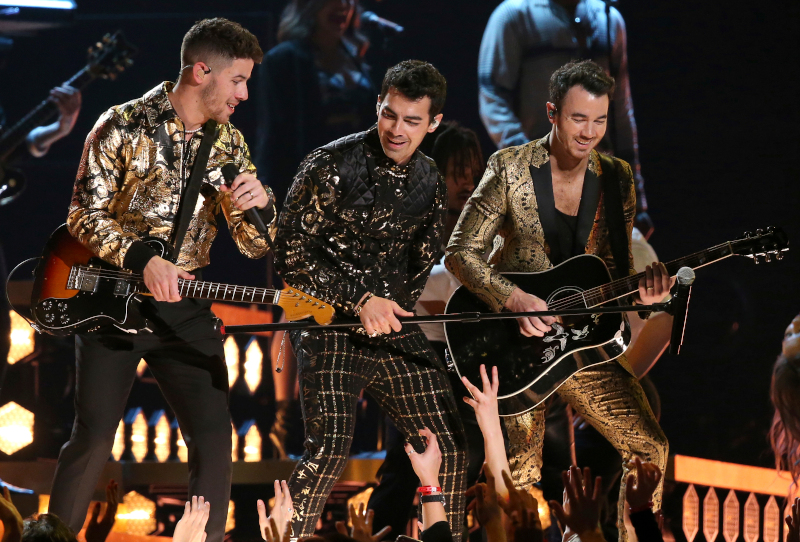 Οι Jonas Brothers στην σκηνή των Grammy 2020
