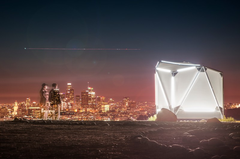Πρώην υπάλληλοι των SpaceX, Tesla και AirBnB έφτιαξαν την δική τους κάψουλα για glamping -Ενα φορητό καταφύγιο 4 jupe thea