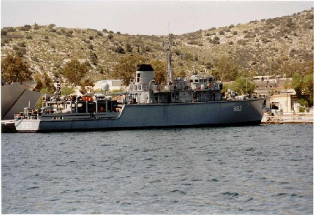 Το ναρκοθηρευτικό πλοίο Καλλιστώτου Πολεμικού Ναυτικού