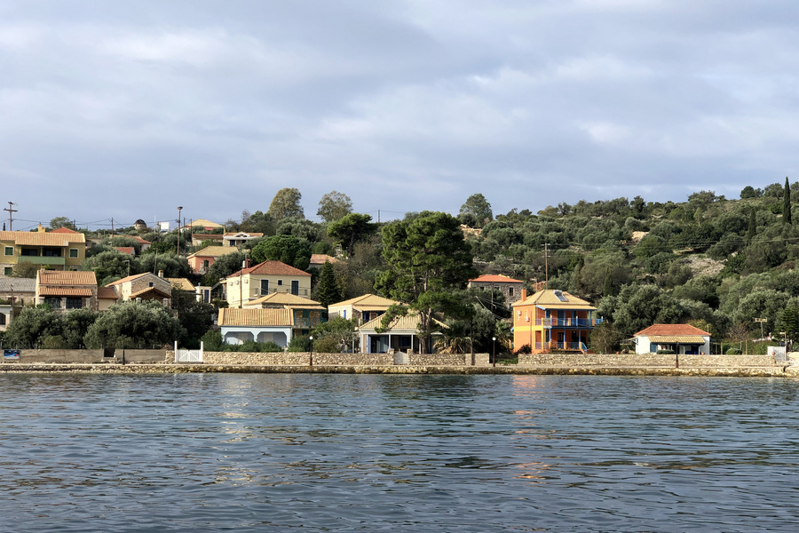 Kαστός, το μικρότερο κατοικημένο νησί του Ιονίου