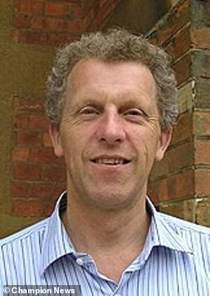 Ο καθηγητής Κρίστοφερ Γκόσντεν