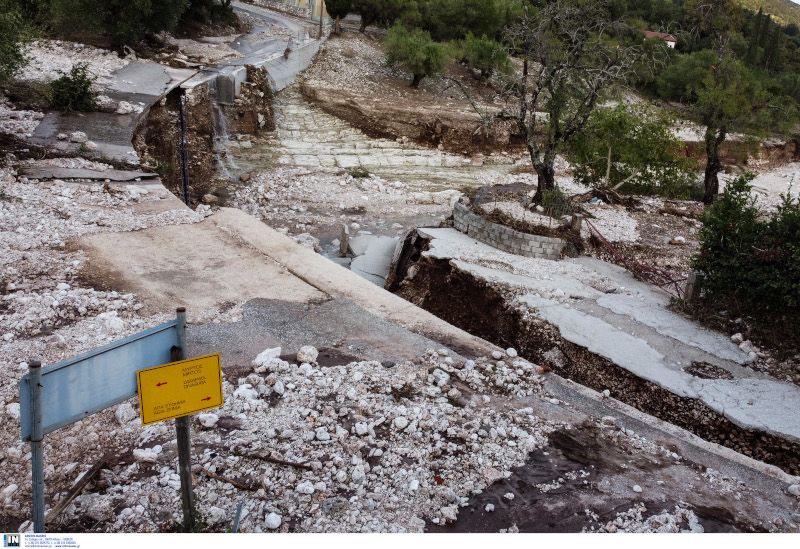 Καταστροφές στο οδικό δίκτυο της Κεφαλονιάς