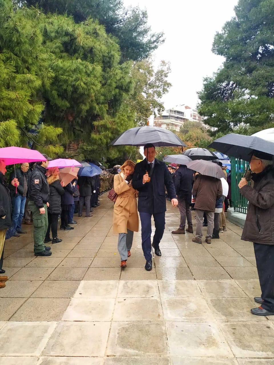 Βασίλης Κικίλιας και Τζένη Μπαλατσινού στην τελετή αγιασμού των υδάτων στη Δεξαμενή Κολωνακίου