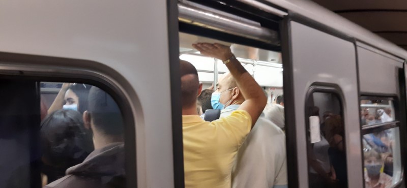 συνωστισμός στο μετρό