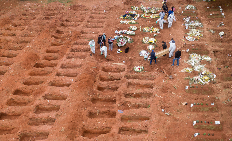 Νεκροταφείο τάφοι νεκροί κορωνοϊός 