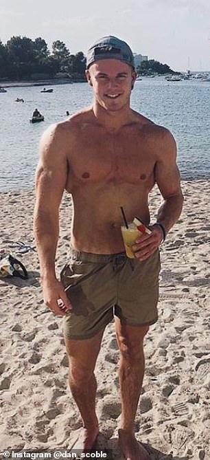 Ο Νταν που είναι personal trainer, νιώθει πλέον ανήμπορος