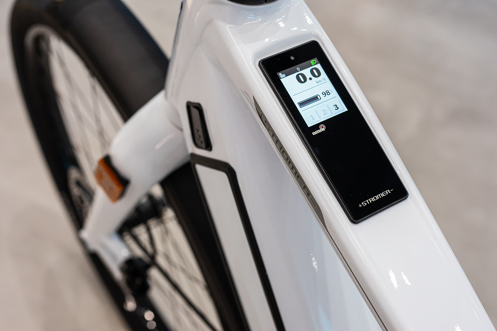 Tο πρώτο experience store με e-Bikes της Kosmoride