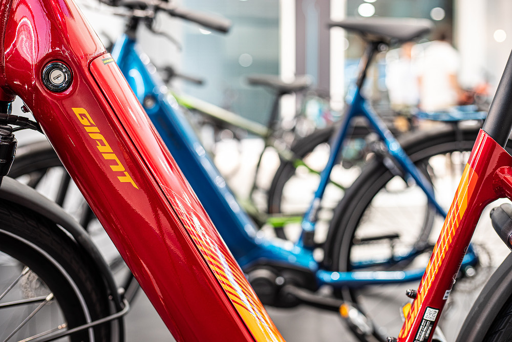 Tο πρώτο experience store με e-Bikes της Kosmoride