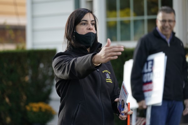 Η Νικόλ Μαλιωτάκη επισημαίνει ότι πρέπει να καταμετρηθούν μόνο τα νόμιμα ψηφοδέλτια