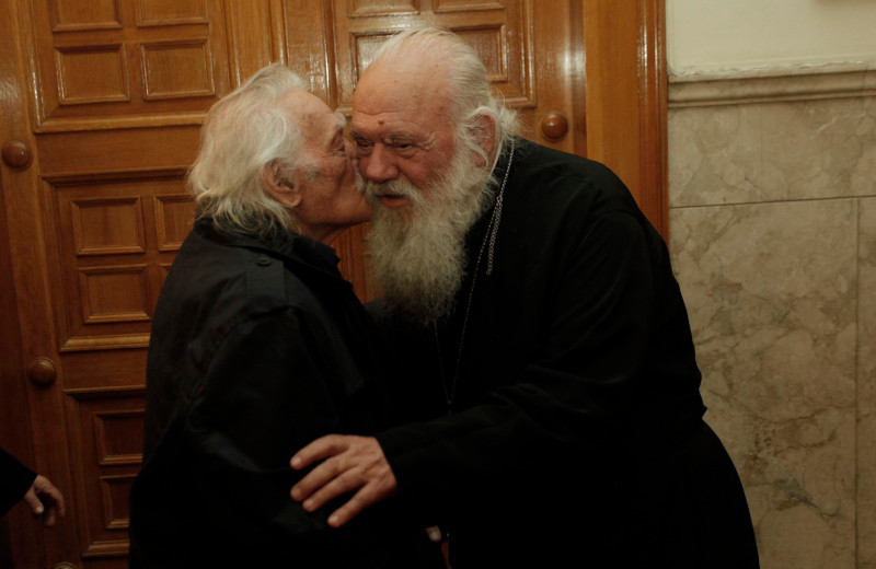 Μανώλης Γλέζος Ιερώνυμος