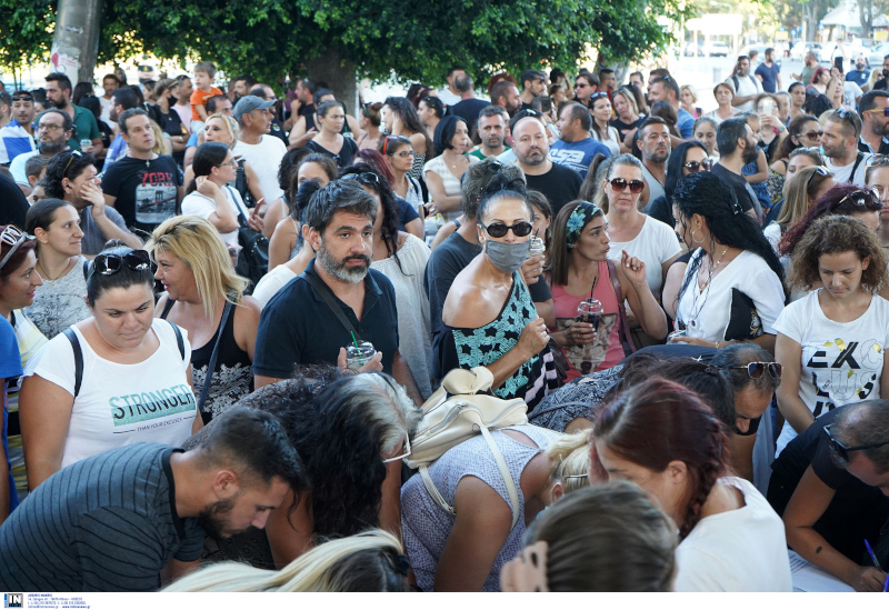διαμαρτυρία κατά της μάσκας 
