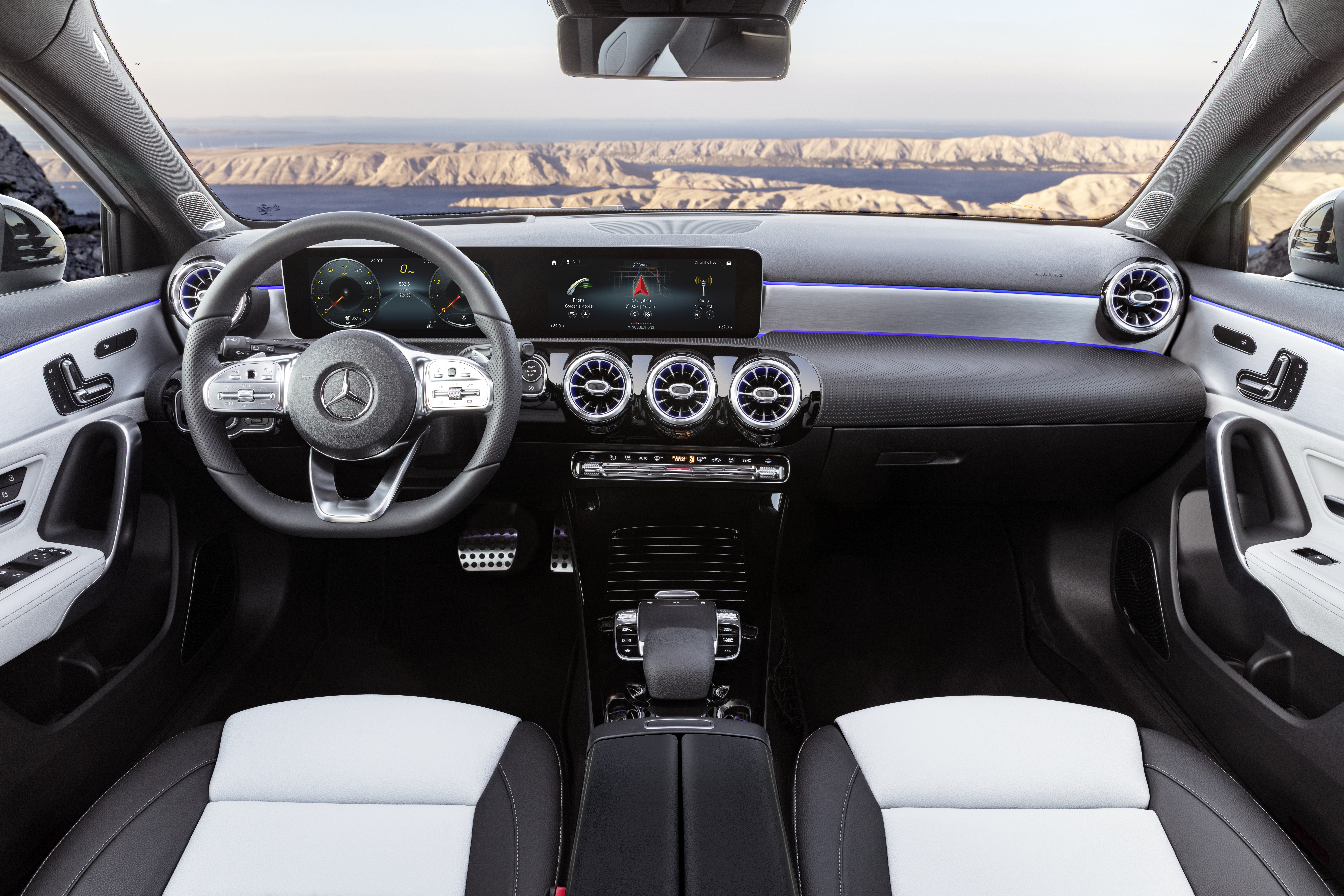 Ανετο και υπερσύγχρονο κόκπιτ της Mercedes A-160