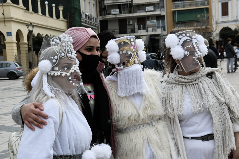 μασκαραδες 