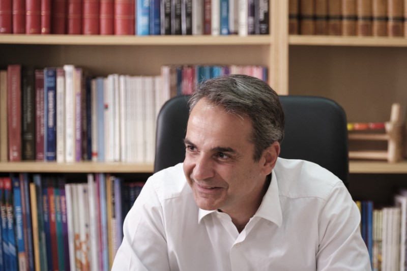 Μητσοτάκης: Η Ελλάδα έχει πλέον ένα σύγχρονο και διαφανές σύστημα αναδοχής και υιοθεσίας | ΠΟΛΙΤΙΚΗ
