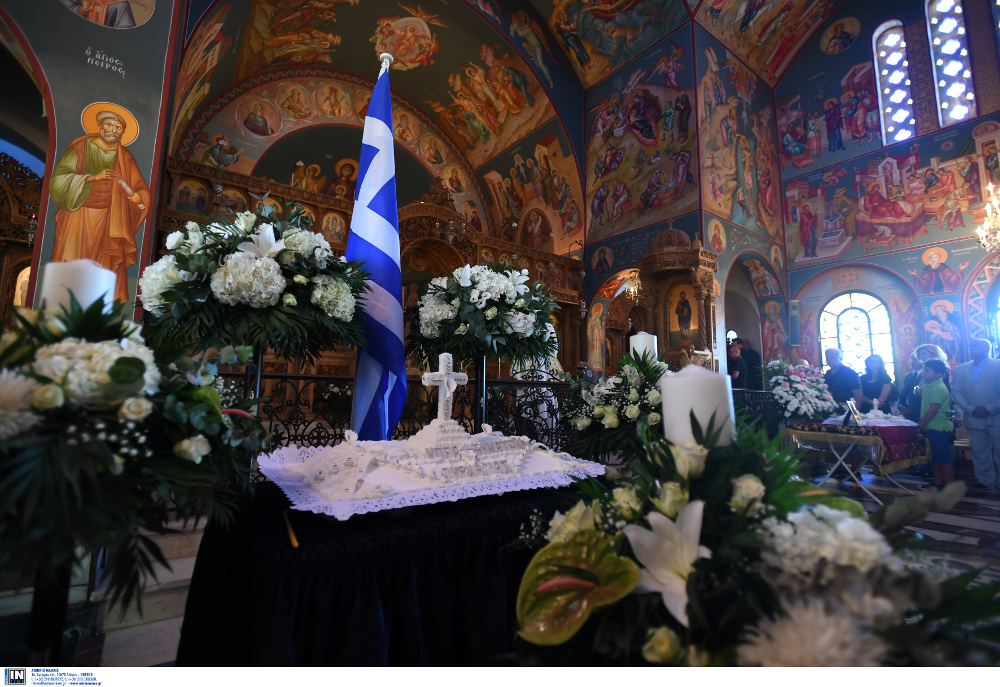 Ετήσιο μνημόσυνο για τις ψυχές των θυμάτων από την πυρκαγιά στο Μάτι πραγματοποιήθηκε σήμερα το πρωί