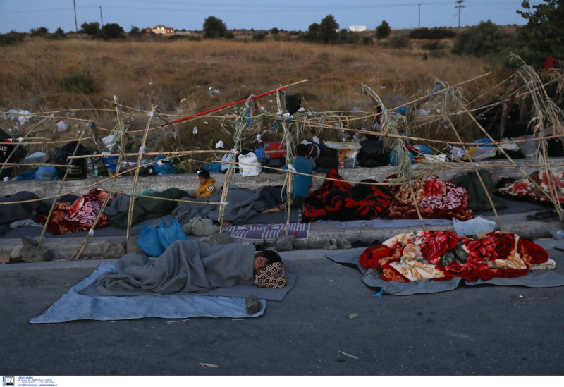 Άτυπος καταυλισμός των μεταναστών στους δρόμους του Καρά Τεπέ