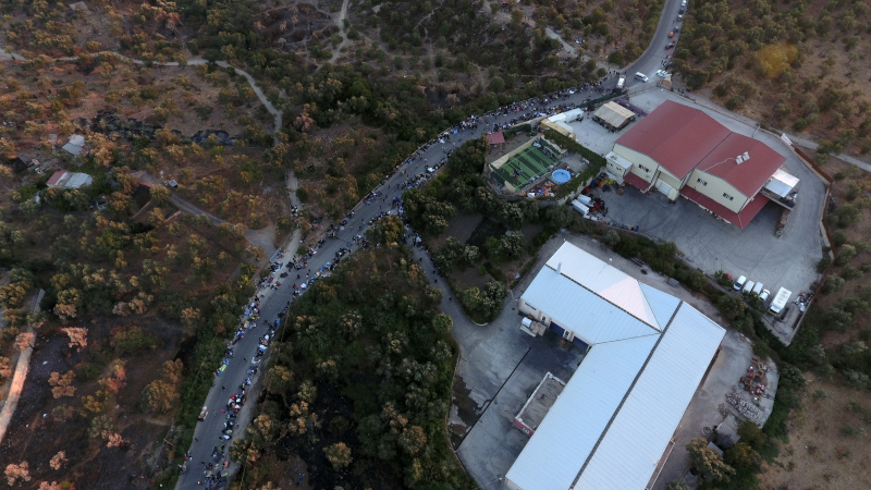 Μόρια εικόνες της φωτιάς από ψηλά