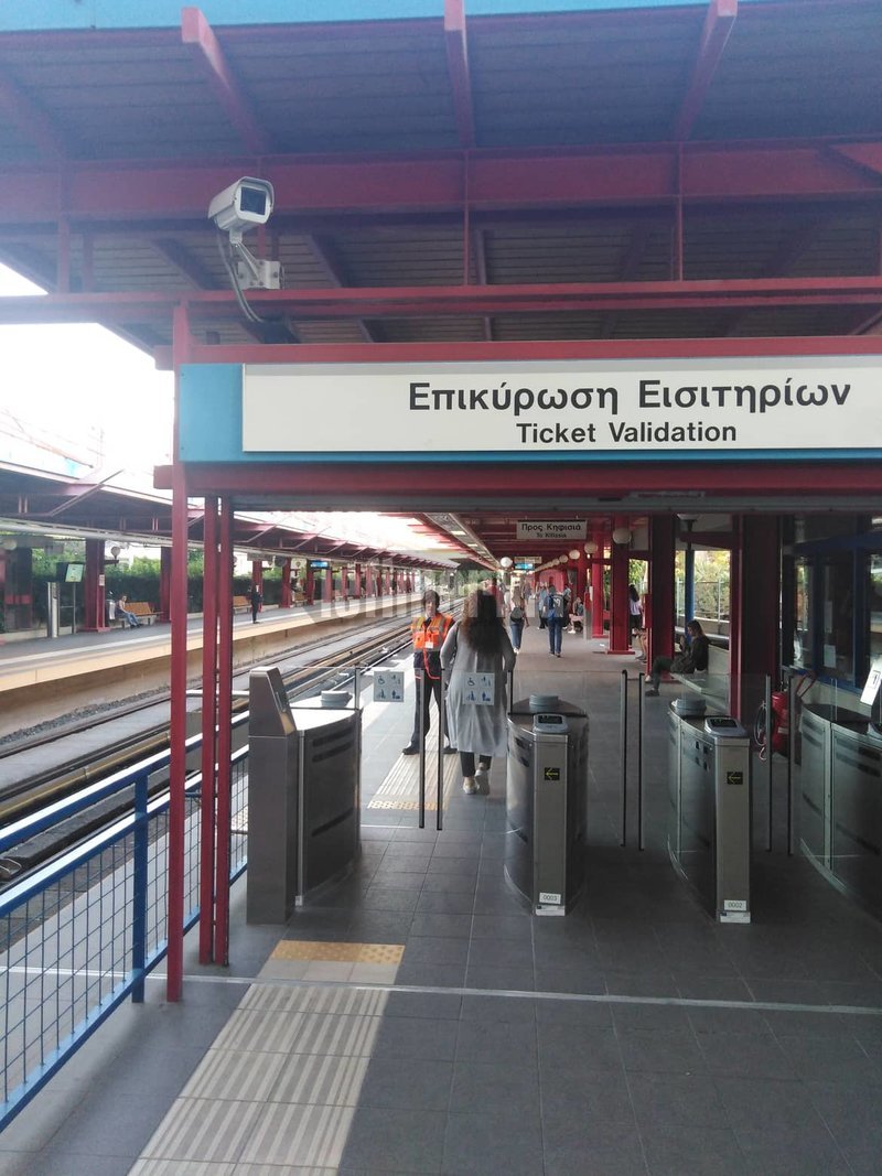 Σε σοκ οι γονείς του κοριτσιού στον «Ευαγγελισμό»