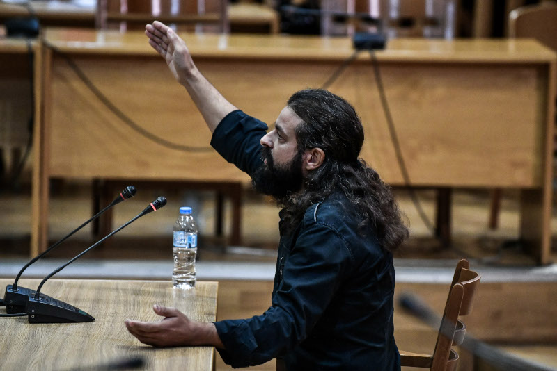 Ο Κωνσταντίνος Μπαρμπαρούσης κατά την απολογία του