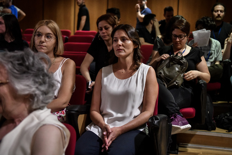 Η σύντροφος του πρωθυπουργού ξανά στο ακροατήριο της δίκης της Χρυσής Αυγής