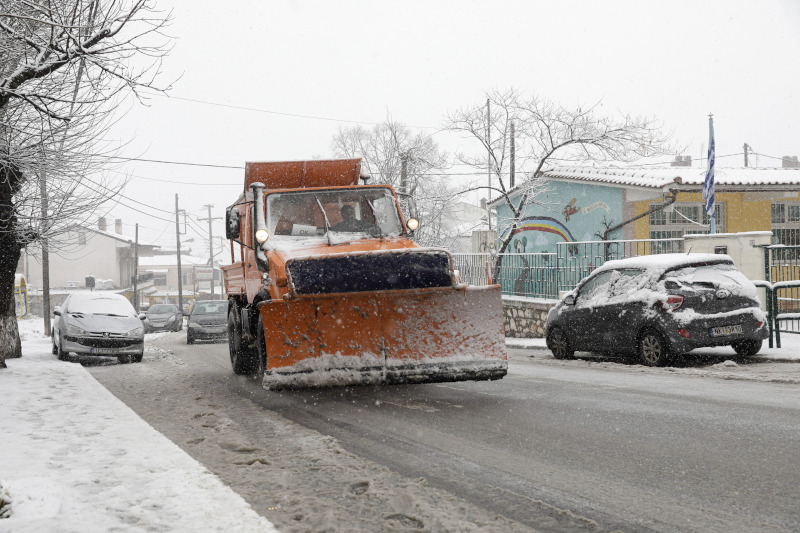 Επί ποδός τα εκχιονιστικά μηχανήματα