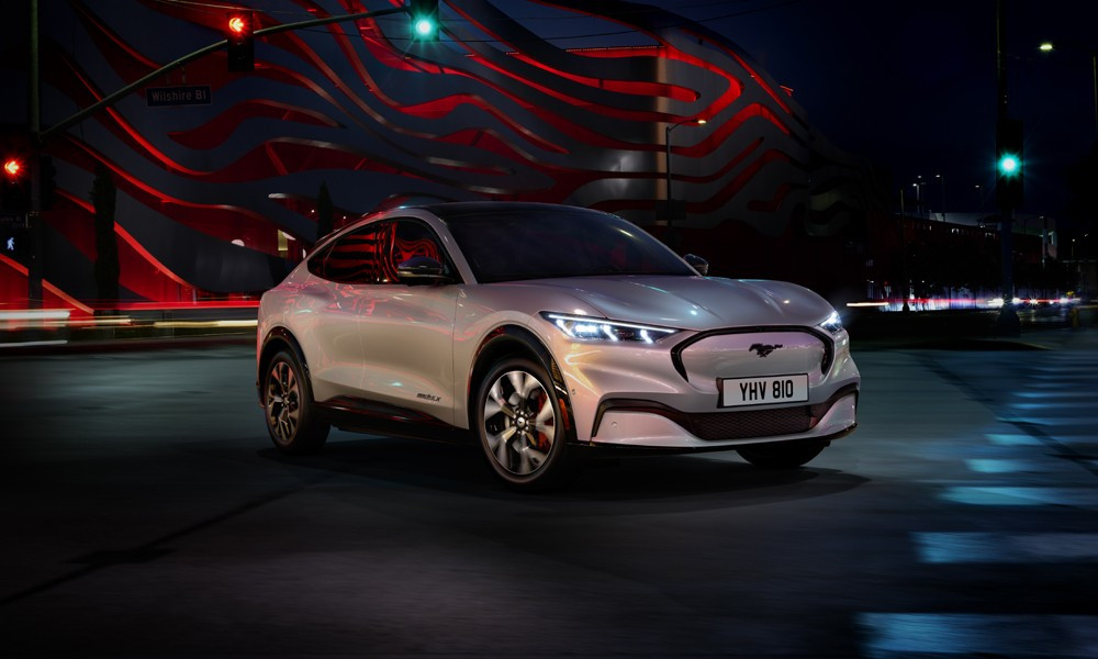 H Ford σχεδιάζει νέο compact ηλεκτρικό SUV