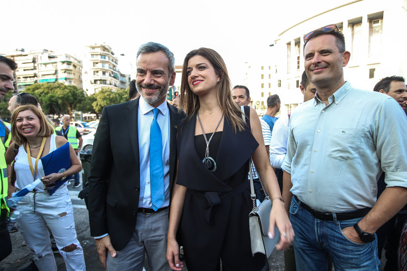 Η Κατερίνα Νοτοπούλου και ο Κωνσταντίνος Ζέρβας έδωσαν το «παρών» στο συλλαλητήριο των ενστόλων-Φωτογραφία: ΜΟΤΙΟΝΤΕΑΜ/ΓΙΩΡΓΟΣ ΚΩΝΣΤΑΝΤΙΝΙΔΗΣ