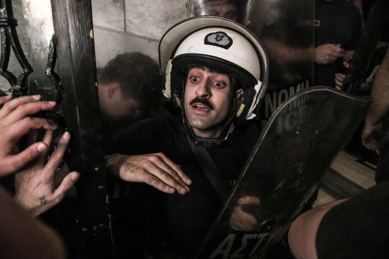 Αστυνομικός σε απόγνωση