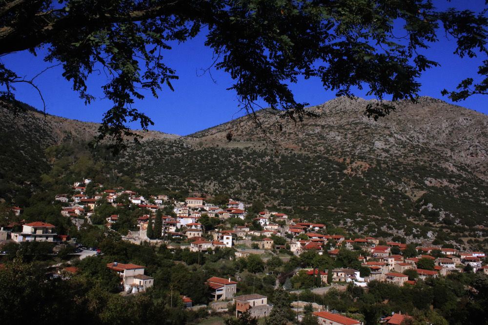 Πανοραμική θέα από το χωριό Καρυά στην Αρκαδία 