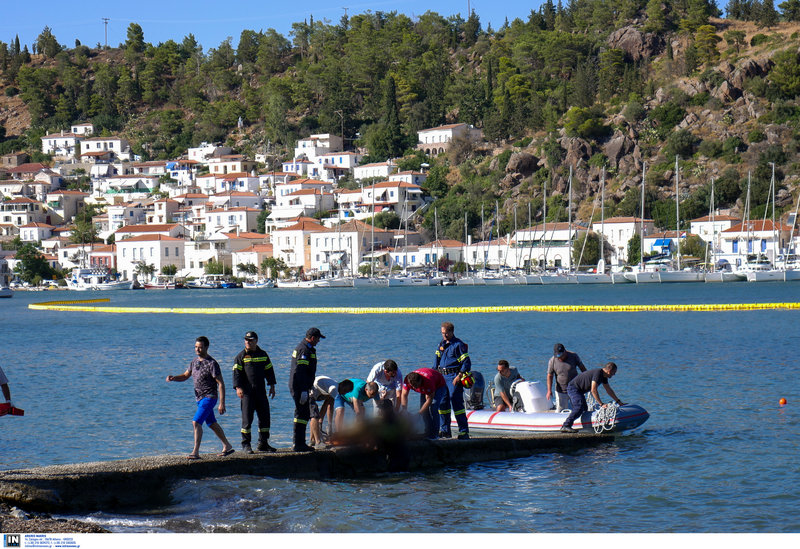 Η σορός επιβαίνοντα στο μοιραίο ελικόπτερο μεταφέρθηκε στην ξηρά