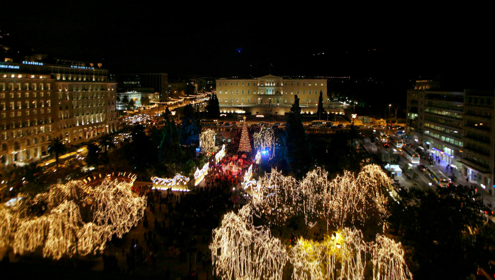 Η πλατεία Συντάγματος το 2007 -Τέλος η Ζαχαρούπολη λόγω... κόστους