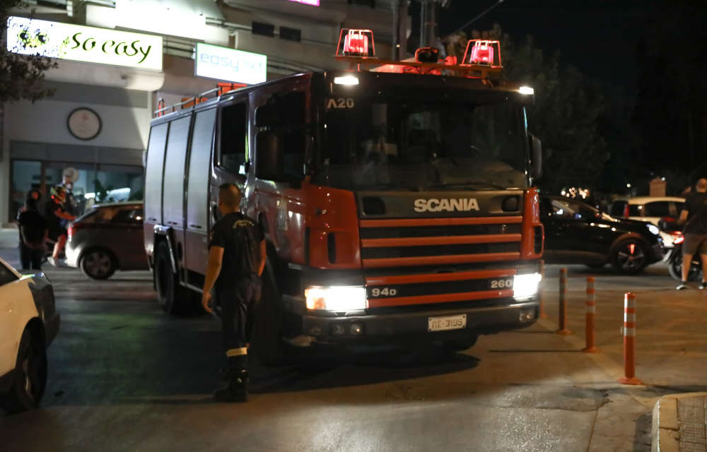 Πυροσβεστικό όχημα στο Χαλάνδρι