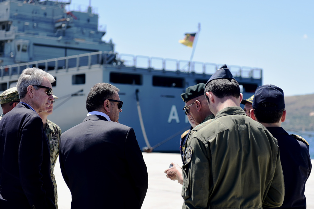 Χανιά: Στη βάση της Σούδας οι Ν. Παναγιωτόπουλος και Τζ. Πάιατ