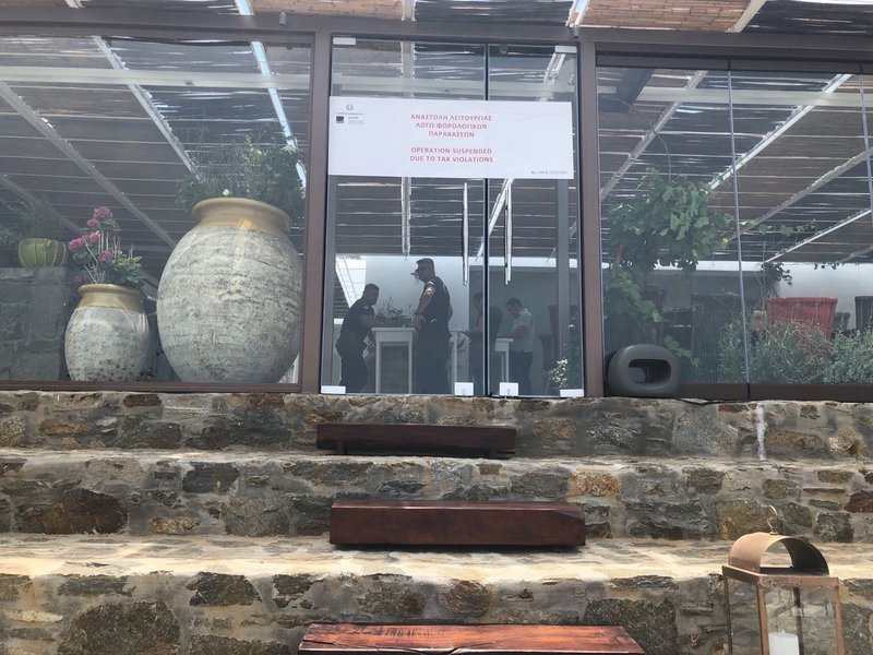 Από τον έλεγχο, διαπιστώθηκε ότι η επιχείρηση δεν είχε εκδώσει 34 αποδείξεις, συνολικής αξίας 25.800 ευρώ.