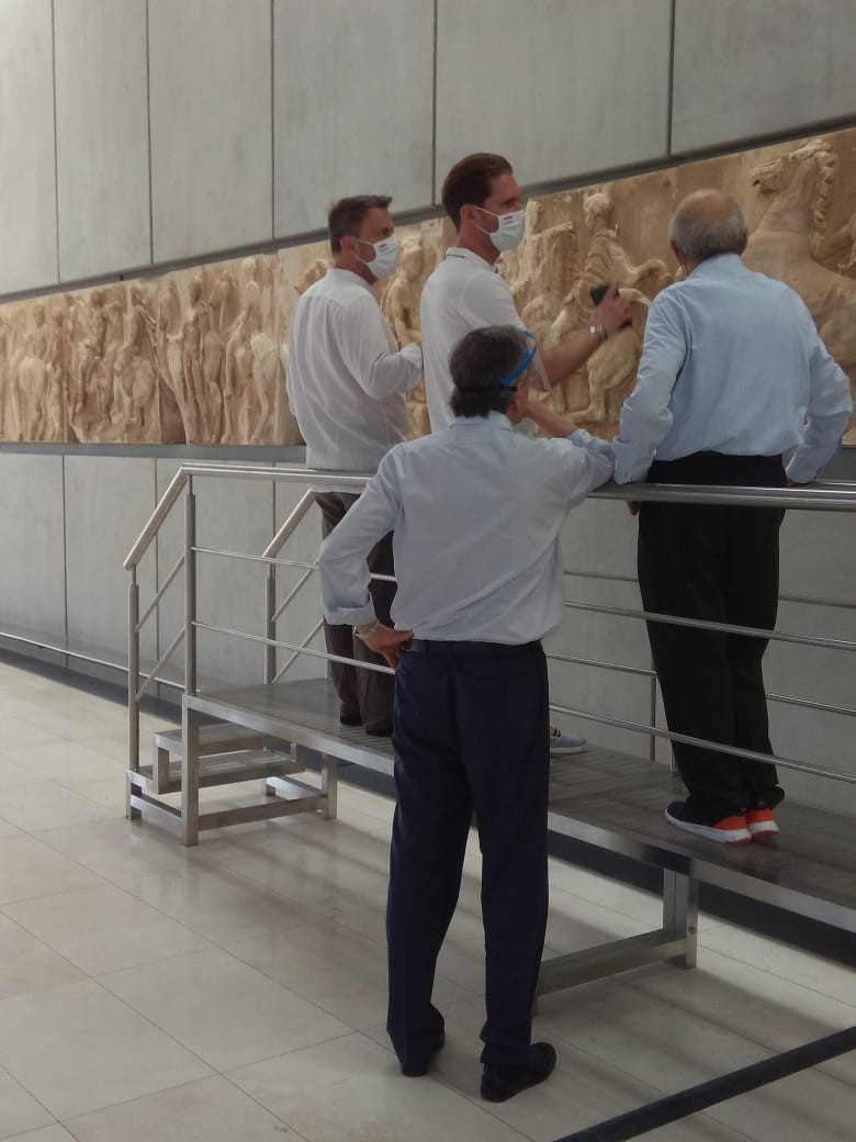 Ξενάγηση στο Μουσείο της Ακρόπολης από Σαμαρά Παντερμαλή για τον πρωθυπουργό του Λουξεμβούργου