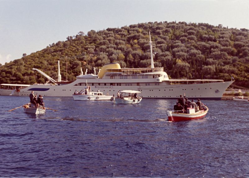 Το θρυλικό γιοτ του Ωνάση, Χριστίνα