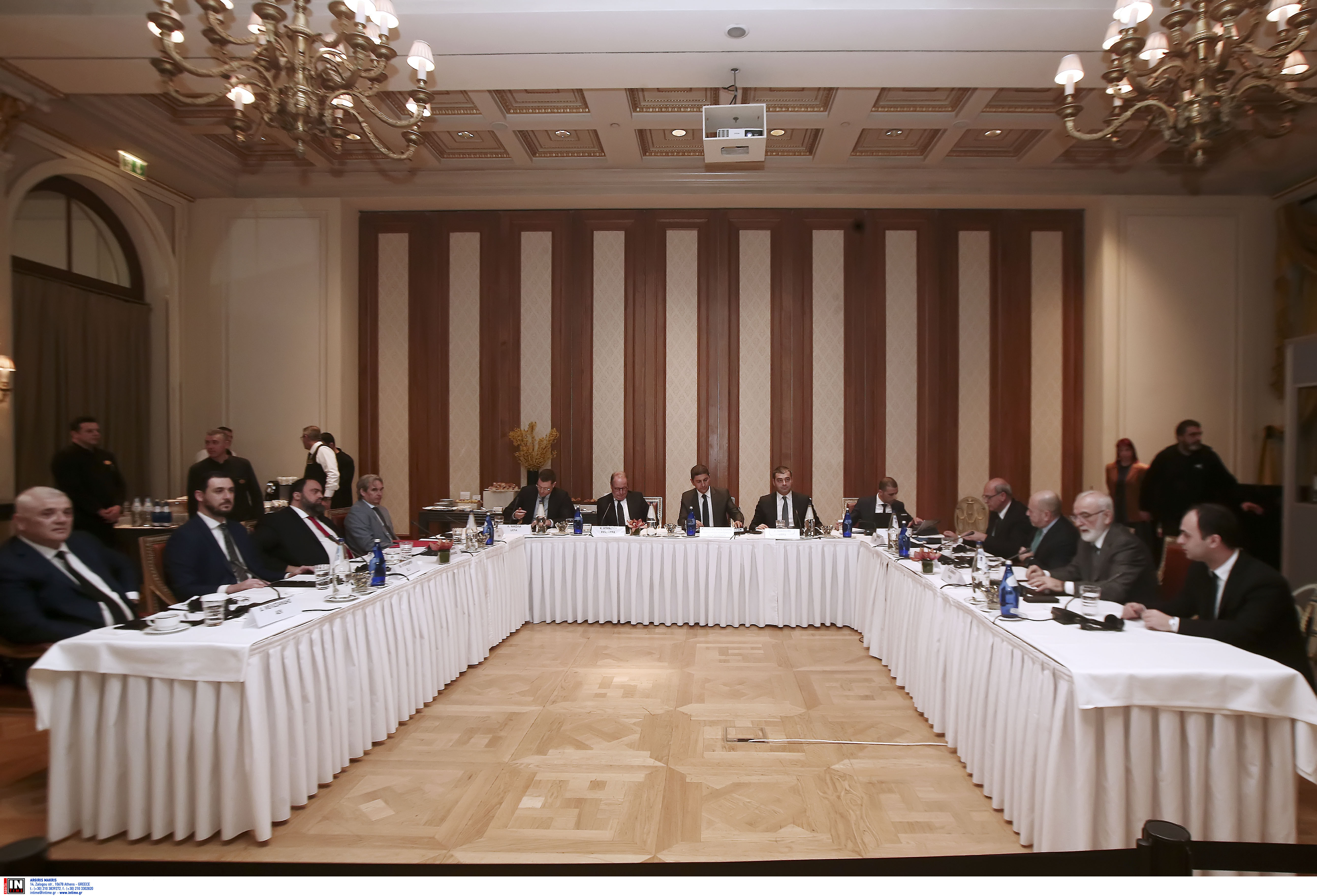 Η συνάντηση στο «Μεγάλη Βρετάνια»