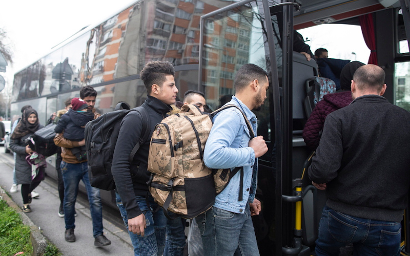 σύνορα έβρος πρόσφυγες λεωφορεία