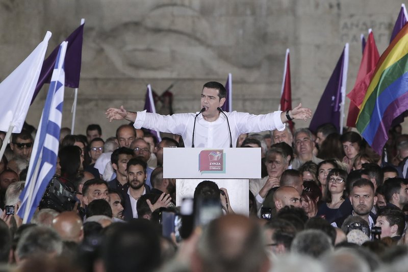 Τσίπρας: «Την Κυριακή ψηφίζουμε για την ζωή μας»