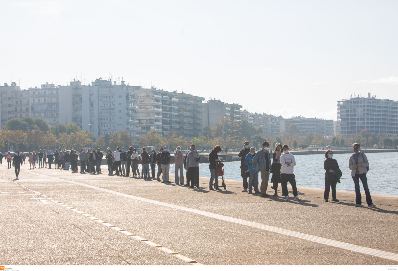 Θεσσαλονίκη ουρά για τεστ για τον κορωνοϊό