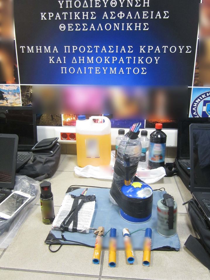 Θεσσαλονίκη: Συνελήφθησαν δύο άτομα, την ώρα που έβαζαν γκαζάκια στο σπίτι του πρώην υπουργού Δημήτρη Σταμάτη