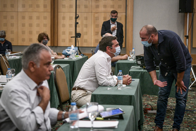 Ο Αλέξης Τσίπρας με τον Δημήτρη Τζανακόπουλο