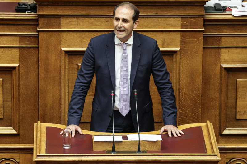 O νέος υφυπουργός Οικονομικών Απόστολος Βεσυρόπουλος