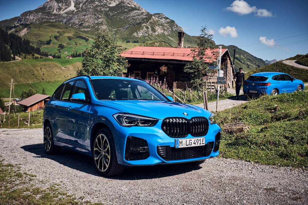 H BMW λανσάρει τις plug in υβριδικές Χ1 και Χ2