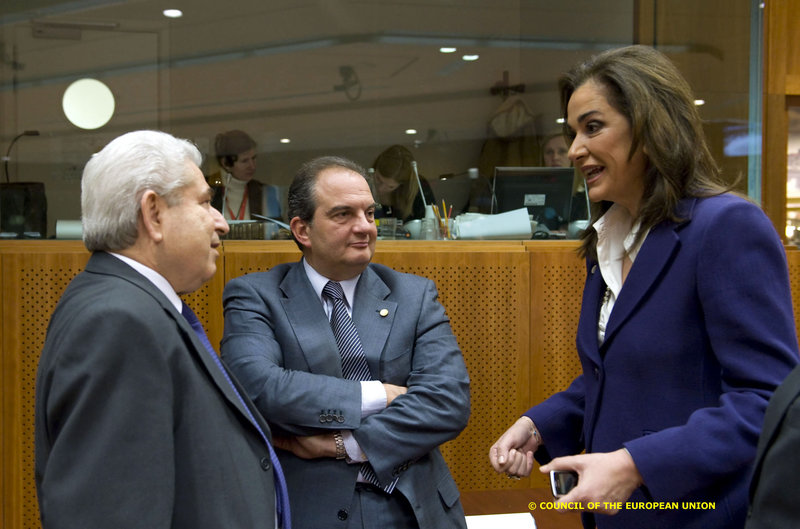 Χριστόφιας, Μπακογιάννη και Κ. Καραμανλής σε Σύνοδο Κορυφής