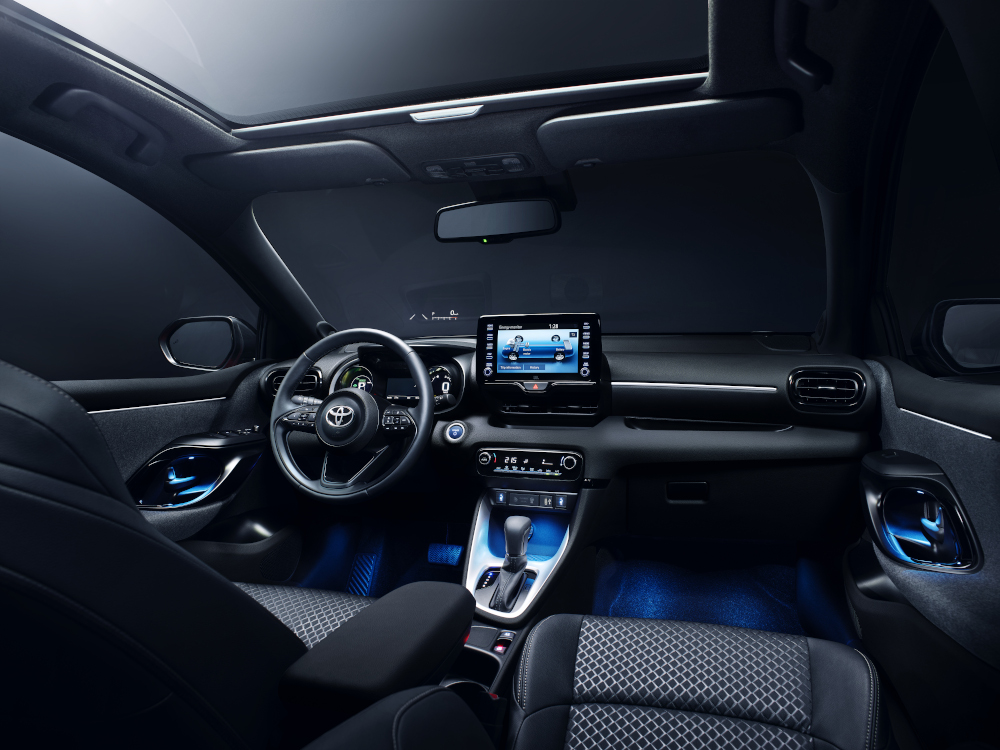 νέο toyota yaris εσωτερικό
