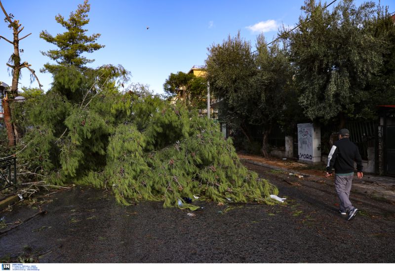 Καταστροφές από την κακοκαιρία στο Νέο Ηράκκλειο