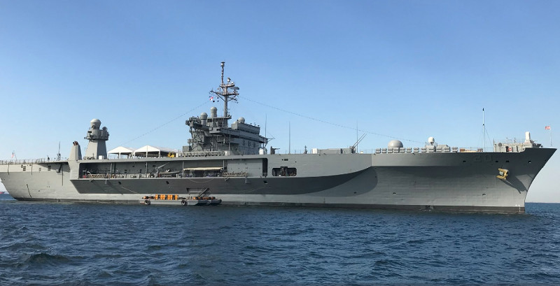 Η ναυαρχίδα του Αμερικανικού Στόλου USS Mount Whitney