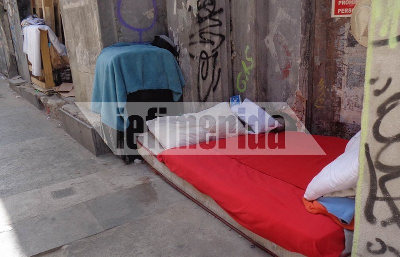 Το κύμα καύσωνα πλήττει την Ισπανία και οι άστεγοι βρίσκονται στο έλεος της ζέστης