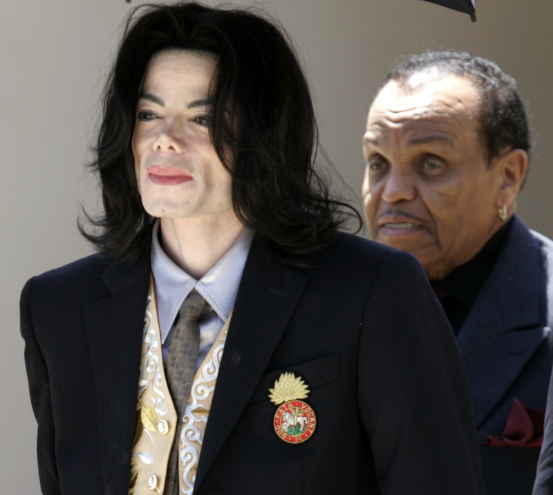Ο Μάικλ Τζάκσον πέθανε σε ηλικία 50 ετών το 2009